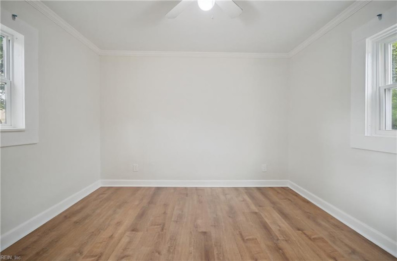 Photo 18 of 45 residential for sale in Norfolk virginia