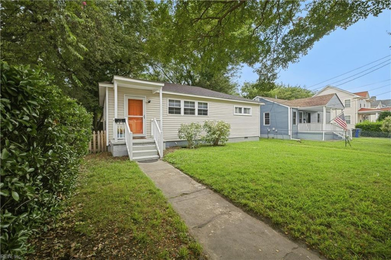 Photo 2 of 45 residential for sale in Norfolk virginia