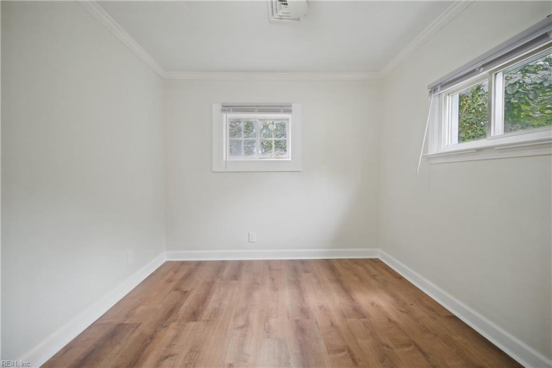 Photo 20 of 45 residential for sale in Norfolk virginia