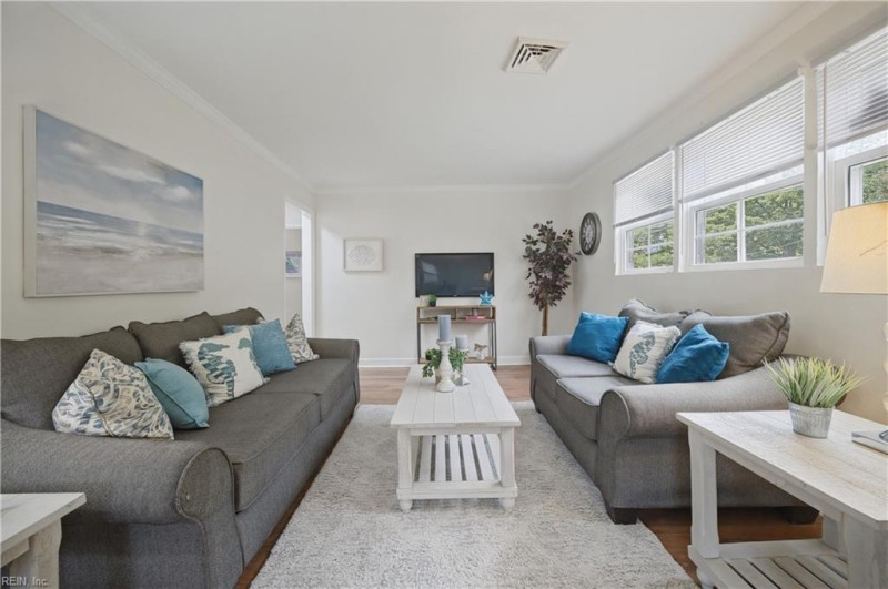 Photo 8 of 45 residential for sale in Norfolk virginia