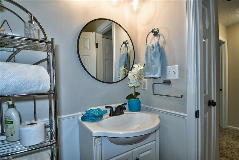 Photo 27 of 36 residential for sale in Virginia Beach virginia