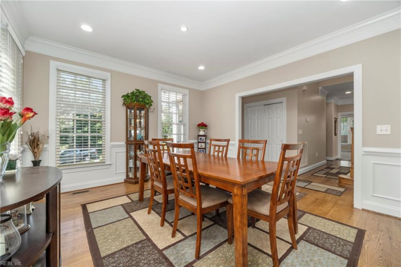 Photo 10 of 48 residential for sale in James City County virginia