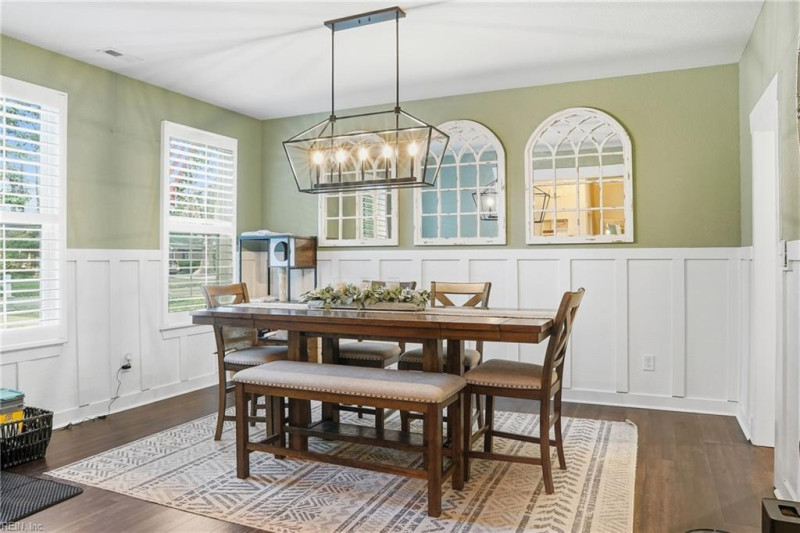 Photo 14 of 37 residential for sale in Chesapeake virginia
