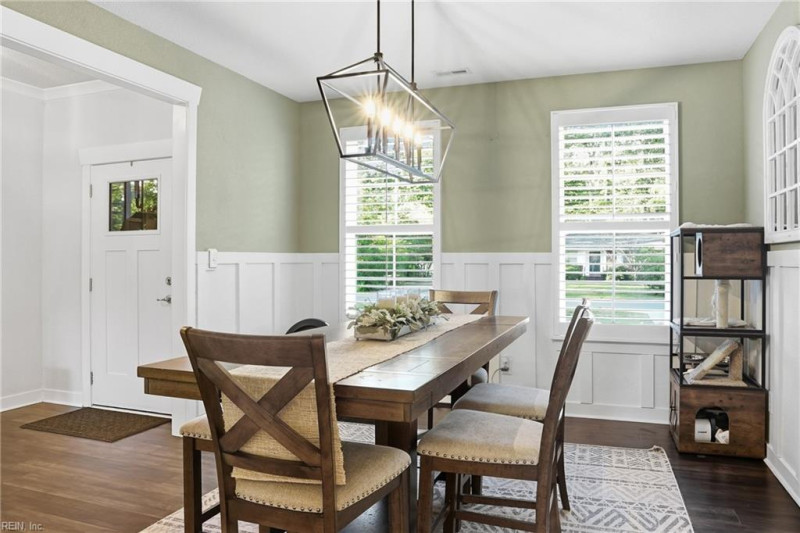 Photo 15 of 37 residential for sale in Chesapeake virginia