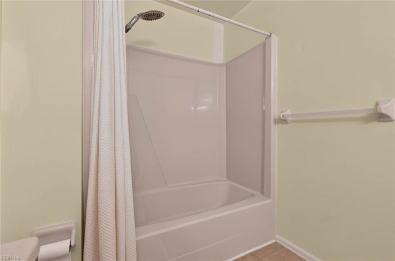 Photo 15 of 25 residential for sale in Virginia Beach virginia