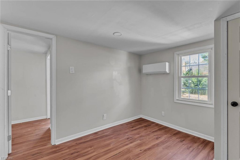 Photo 21 of 25 residential for sale in Hampton virginia