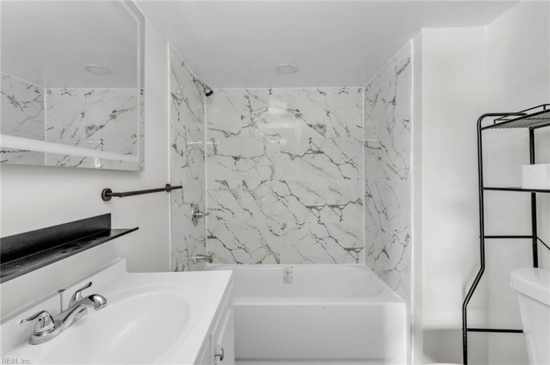 Photo 22 of 25 residential for sale in Hampton virginia