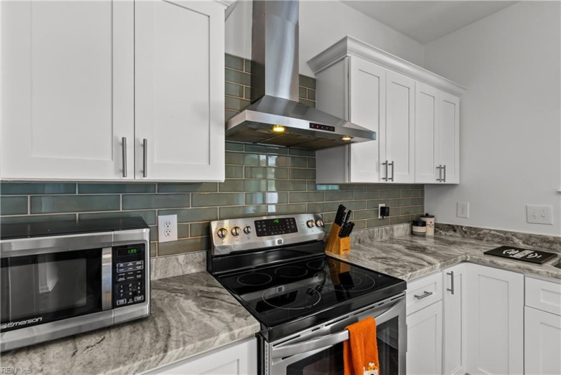 Photo 13 of 44 residential for sale in Suffolk virginia