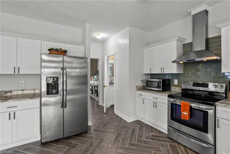 Photo 18 of 44 residential for sale in Suffolk virginia