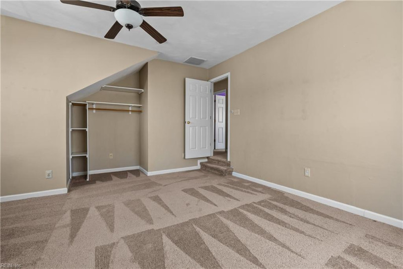Photo 29 of 44 residential for sale in Suffolk virginia