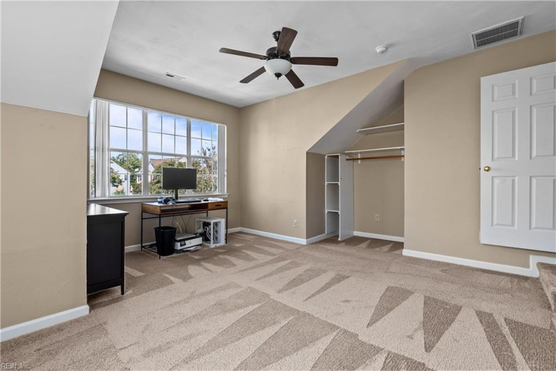 Photo 30 of 44 residential for sale in Suffolk virginia