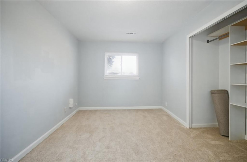 Photo 14 of 33 residential for sale in Norfolk virginia