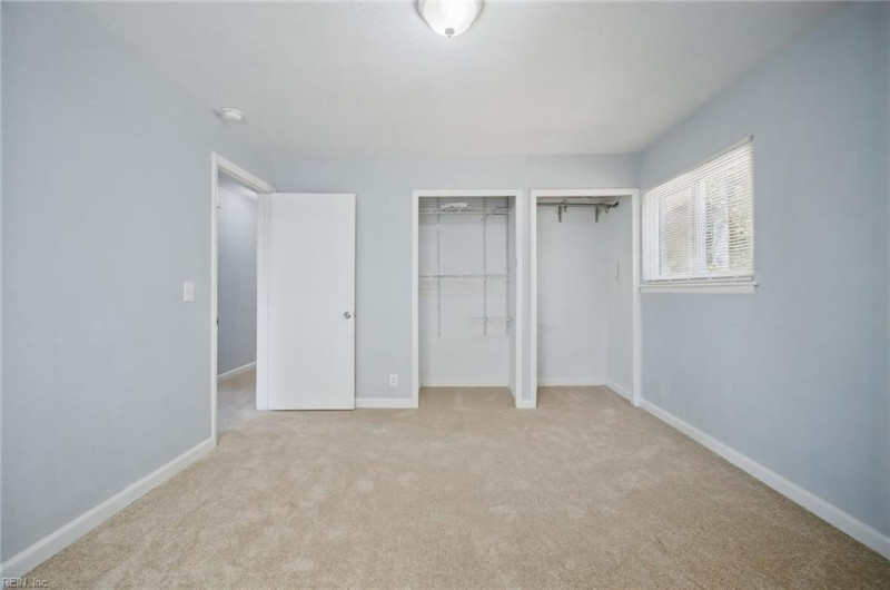 Photo 15 of 33 residential for sale in Norfolk virginia