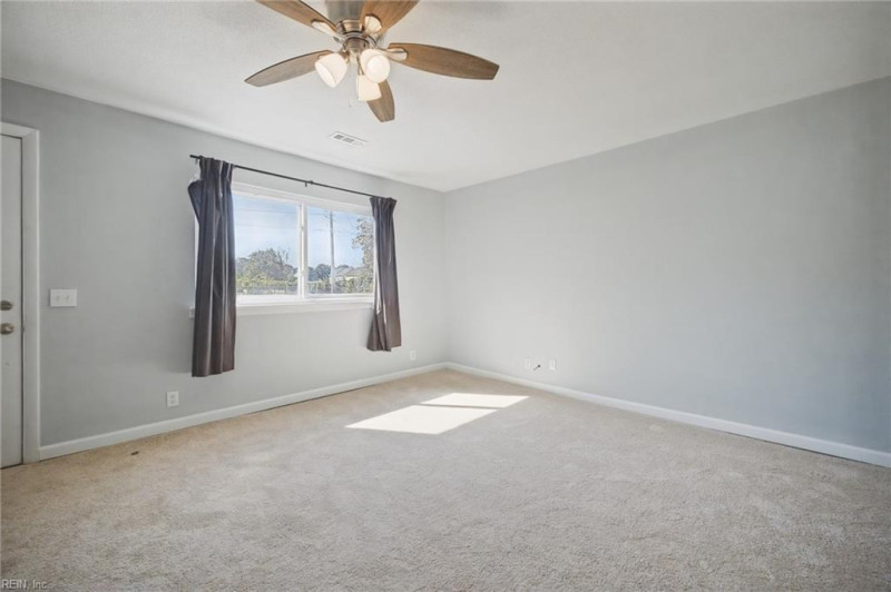Photo 21 of 33 residential for sale in Norfolk virginia