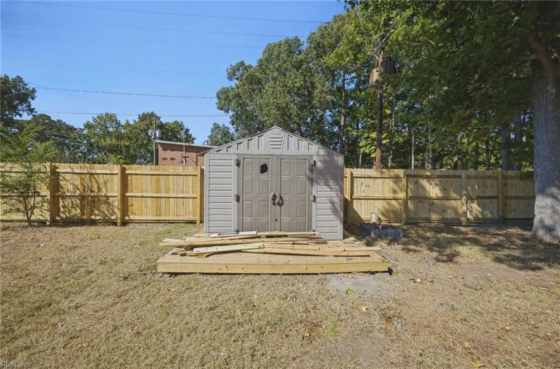 Photo 26 of 33 residential for sale in Norfolk virginia