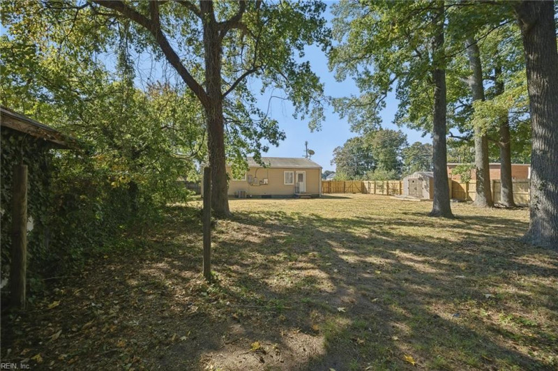 Photo 29 of 33 residential for sale in Norfolk virginia