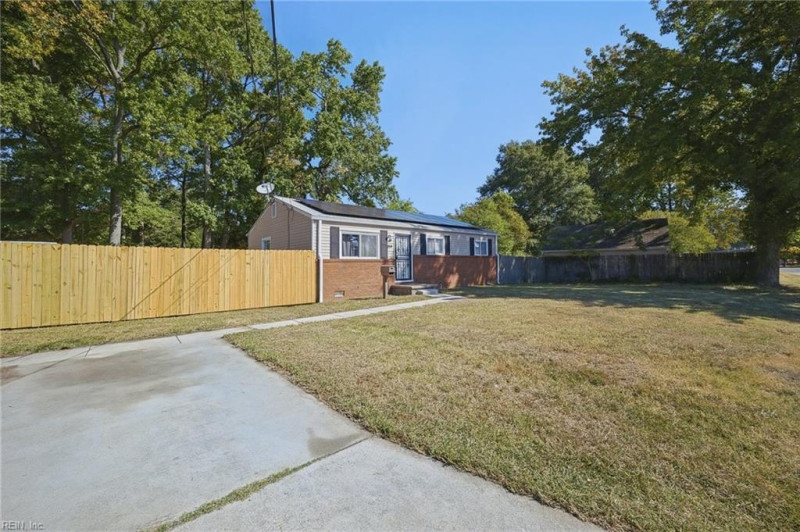Photo 32 of 33 residential for sale in Norfolk virginia