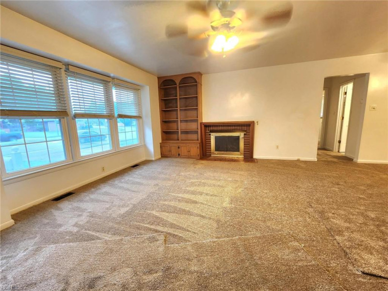 Photo 11 of 38 residential for sale in Hampton virginia Photo 11 of 38 residential for sale in Hampton virginia