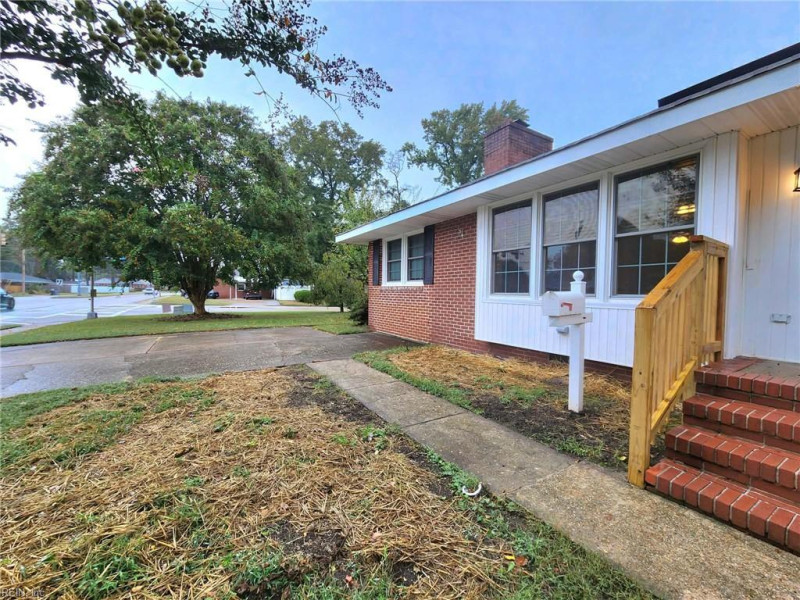 Photo 2 of 38 residential for sale in Hampton virginia Photo 2 of 38 residential for sale in Hampton virginia