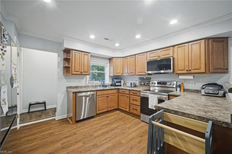 Photo 16 of 48 residential for sale in Chesapeake virginia Photo 16 of 48 residential for sale in Chesapeake virginia