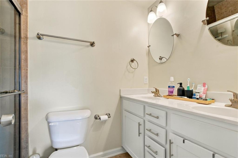 Photo 25 of 37 residential for sale in Virginia Beach virginia