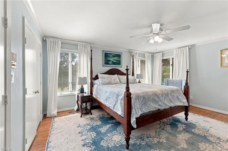 Photo 20 of 48 residential for sale in Virginia Beach virginia