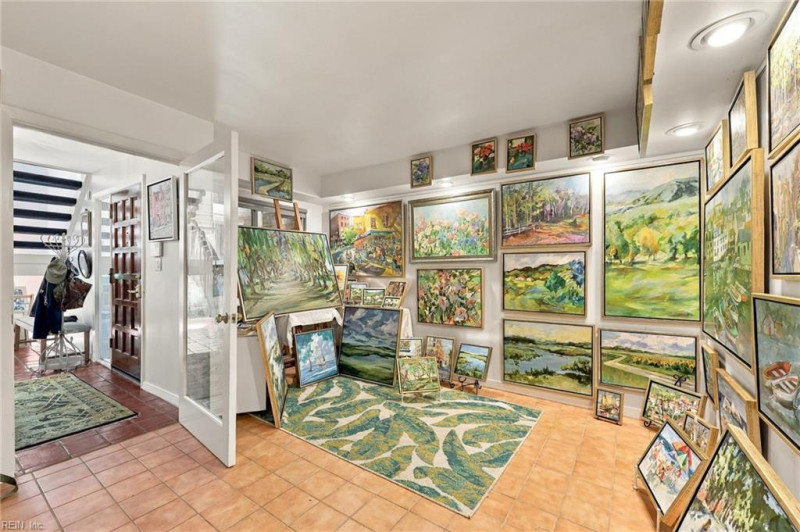 Photo 30 of 48 residential for sale in Virginia Beach virginia