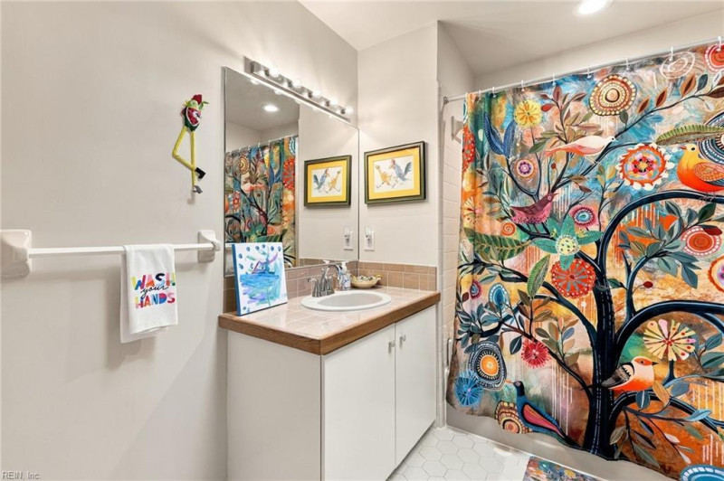 Photo 36 of 48 residential for sale in Virginia Beach virginia