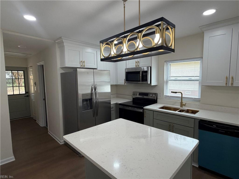 Photo 4 of 4 residential for sale in Suffolk virginia
