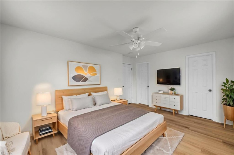 Photo 14 of 34 residential for sale in Norfolk virginia