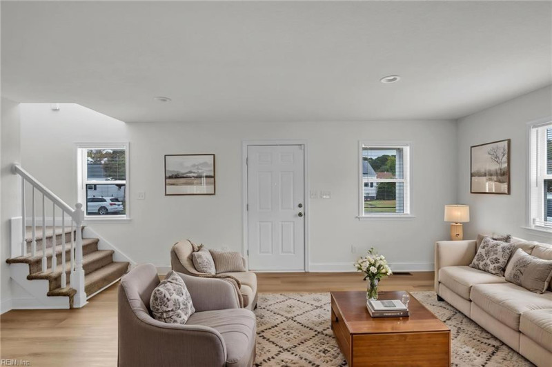 Photo 6 of 34 residential for sale in Norfolk virginia
