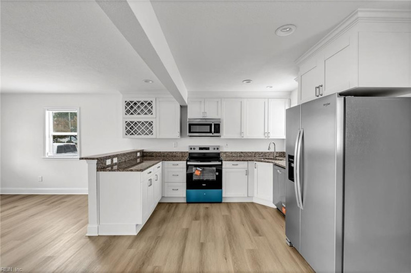 Photo 9 of 34 residential for sale in Norfolk virginia