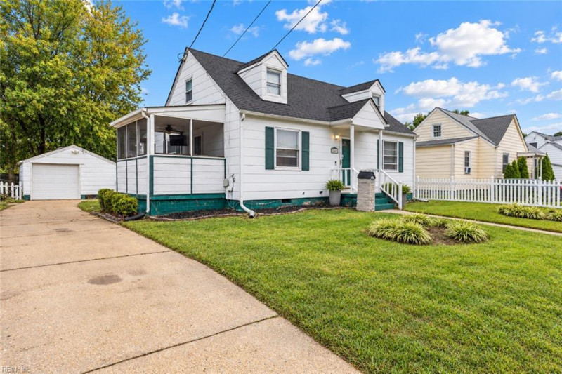 Photo 1 of 43 residential for sale in Norfolk virginia