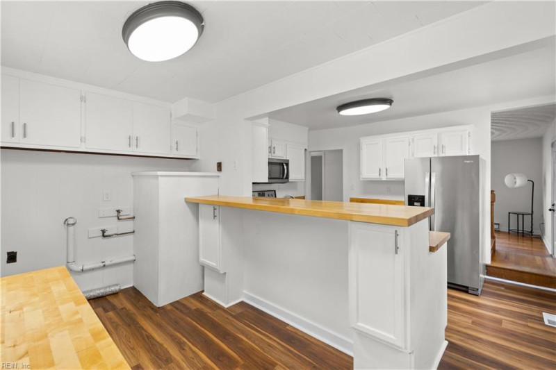 Photo 26 of 43 residential for sale in Norfolk virginia