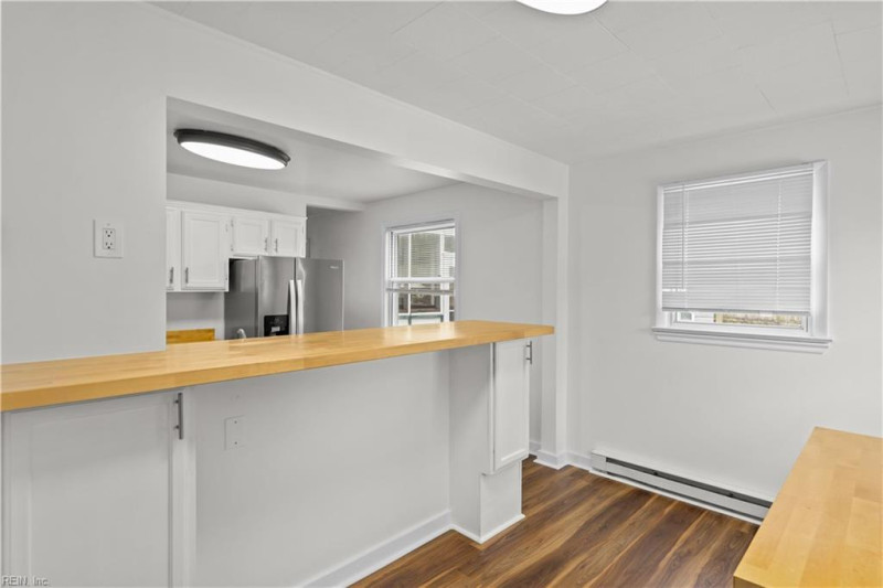 Photo 27 of 43 residential for sale in Norfolk virginia