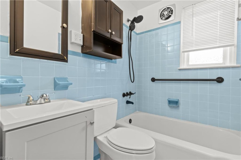 Photo 28 of 43 residential for sale in Norfolk virginia