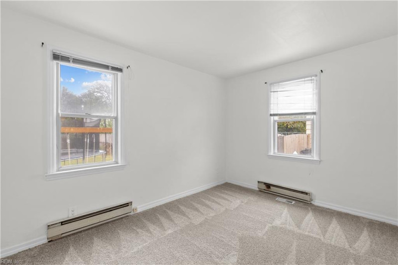 Photo 29 of 43 residential for sale in Norfolk virginia