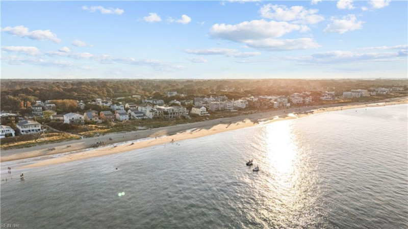 Photo 8 of 49 residential for sale in Virginia Beach virginia
