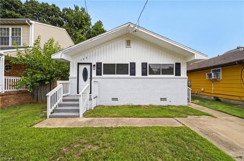 Photo 1 of 30 residential for sale in Hampton virginia