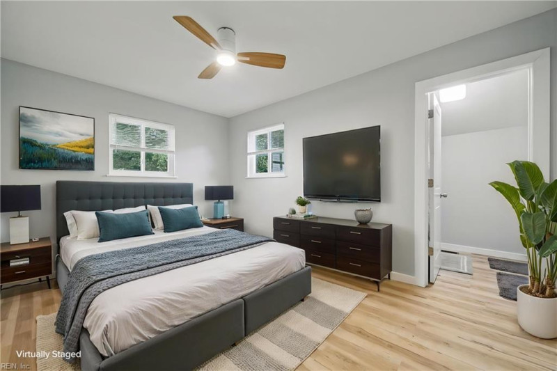 Photo 13 of 30 residential for sale in Hampton virginia