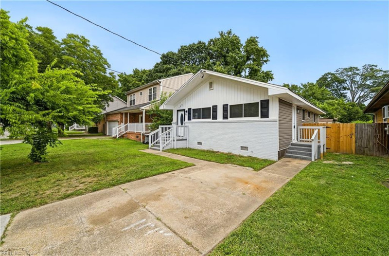 Photo 2 of 30 residential for sale in Hampton virginia