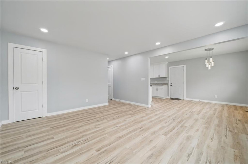 Photo 6 of 30 residential for sale in Hampton virginia