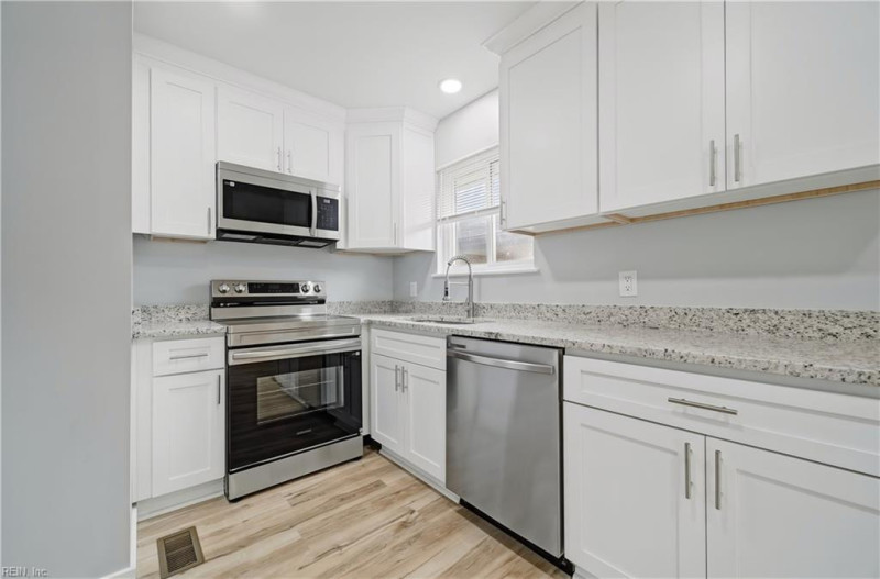 Photo 9 of 30 residential for sale in Hampton virginia