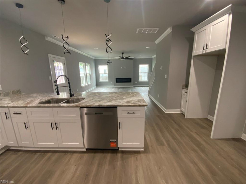 Photo 10 of 35 residential for sale in Newport News virginia
