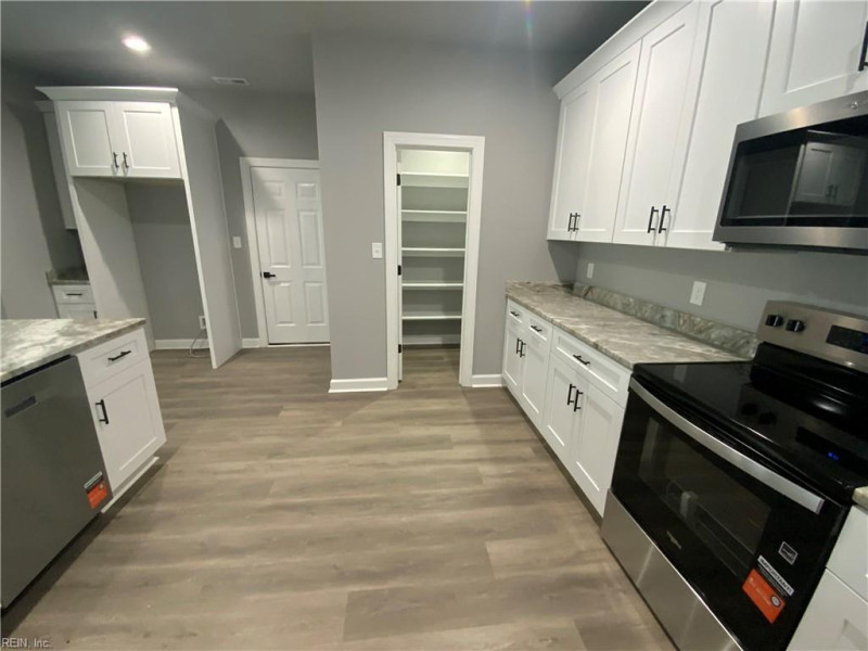 Photo 12 of 35 residential for sale in Newport News virginia