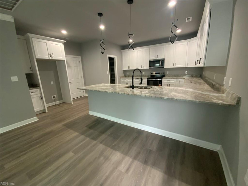 Photo 15 of 35 residential for sale in Newport News virginia