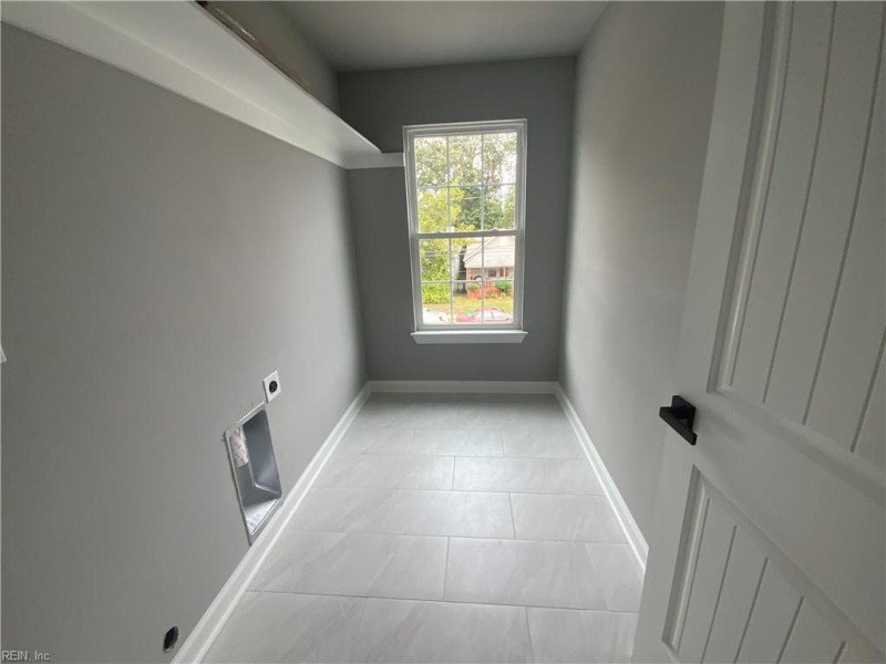 Photo 16 of 35 residential for sale in Newport News virginia