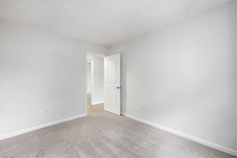 Photo 26 of 33 residential for sale in Virginia Beach virginia