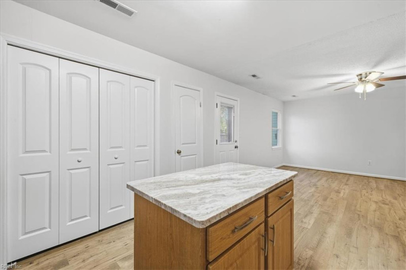Photo 6 of 33 residential for sale in Virginia Beach virginia