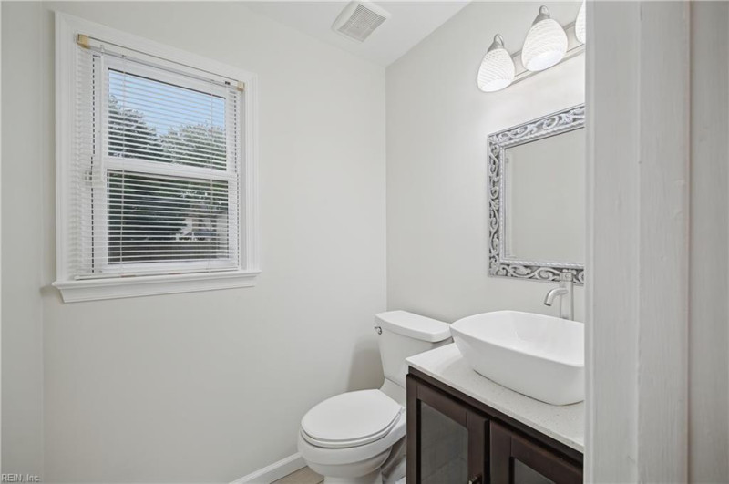Photo 14 of 40 residential for sale in Chesapeake virginia Photo 14 of 40 residential for sale in Chesapeake virginia